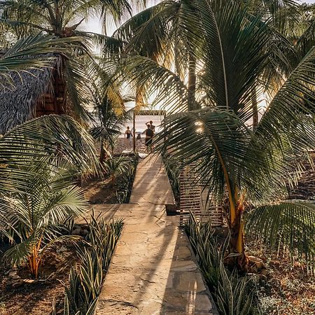 Nimbu Beachhouse Transito Exterior photo