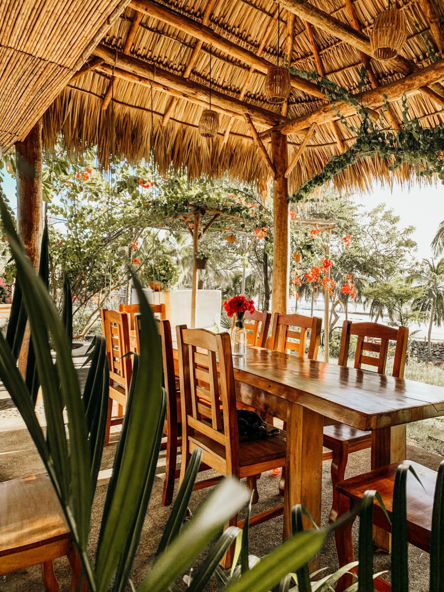 Nimbu Beachhouse Transito Exterior photo