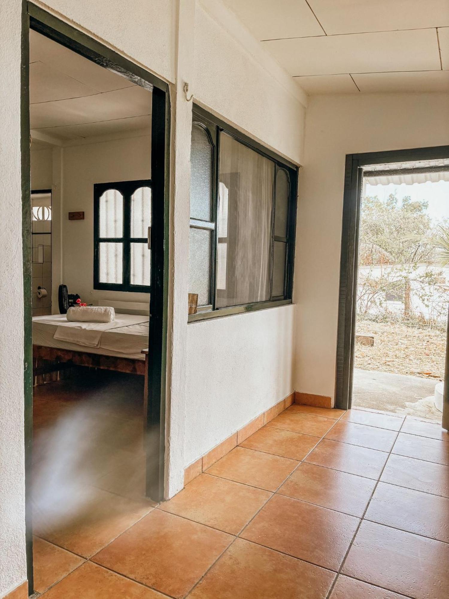 Nimbu Beachhouse Transito Exterior photo